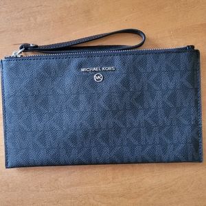 Black Michael Kors wristlet